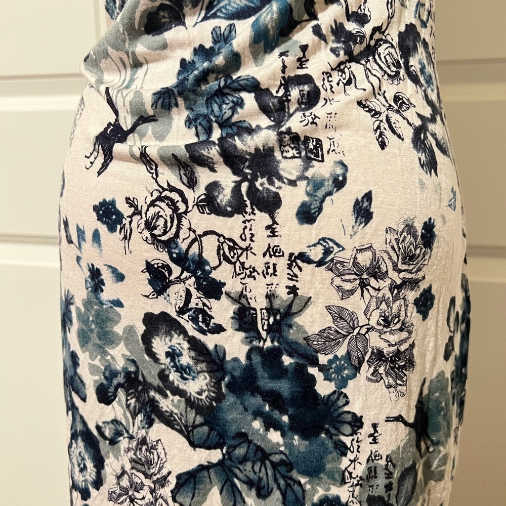 Guess Printed Cowl Dress - Picture 5 of 6